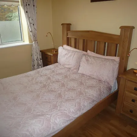 Halfpenny Bridge Holiday Homes, Fountain *